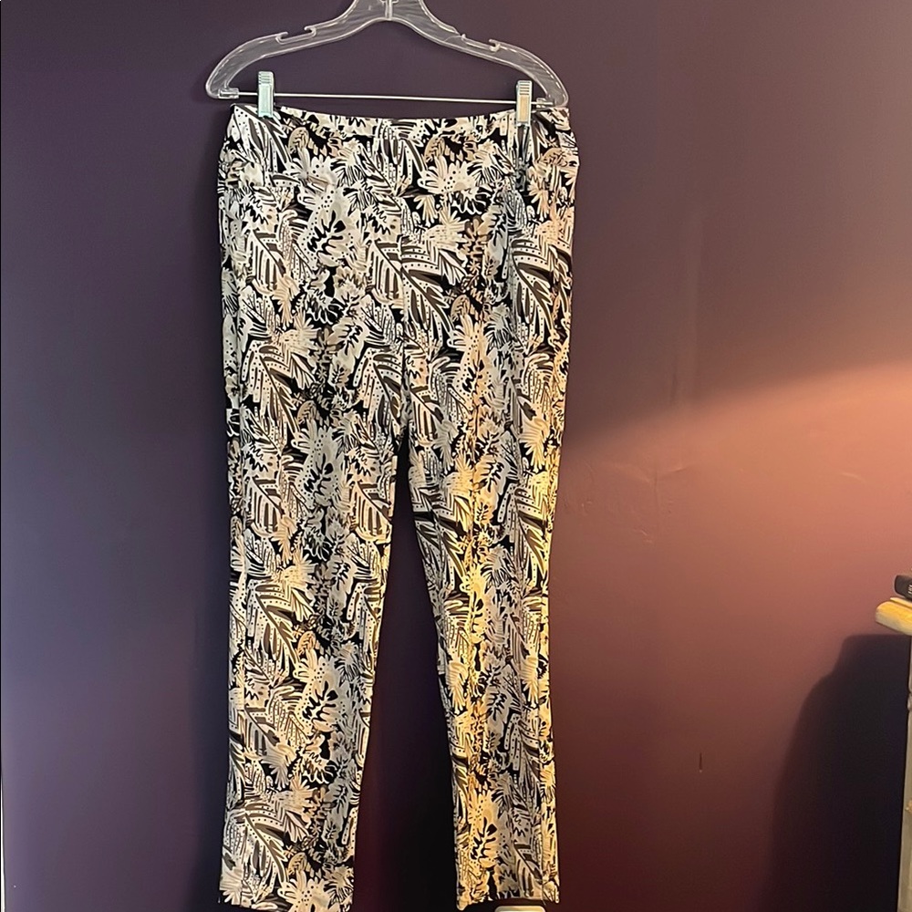 Patchington Monochrome Stretch Floral Trousers